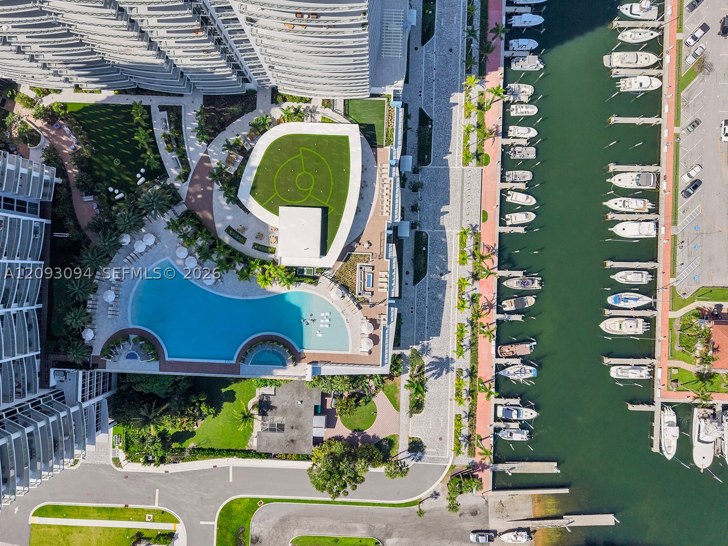 220 Lake Shore Dr #1512, West Palm Beach FL 33403