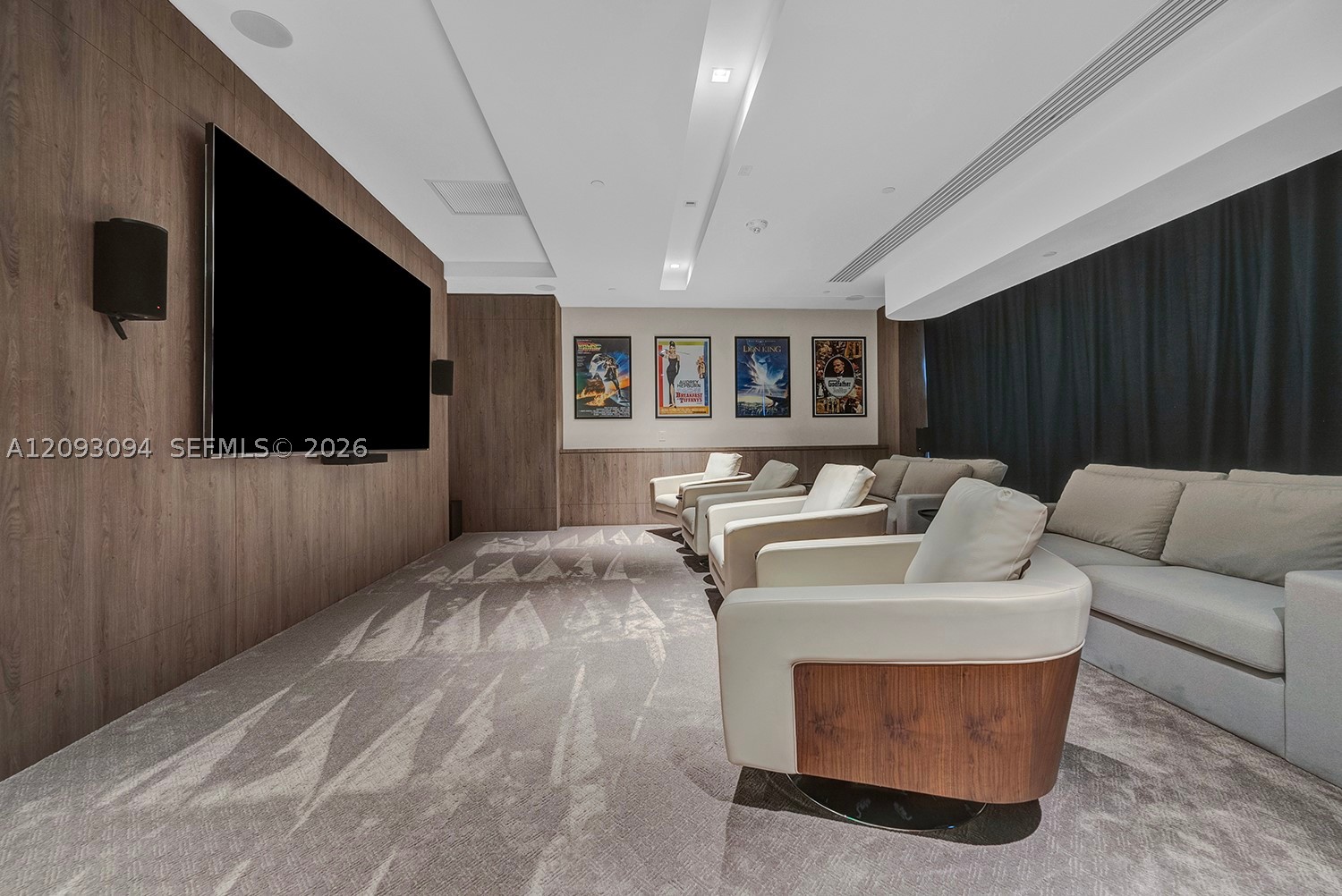 220 Lake Shore Dr #1512, West Palm Beach FL 33403