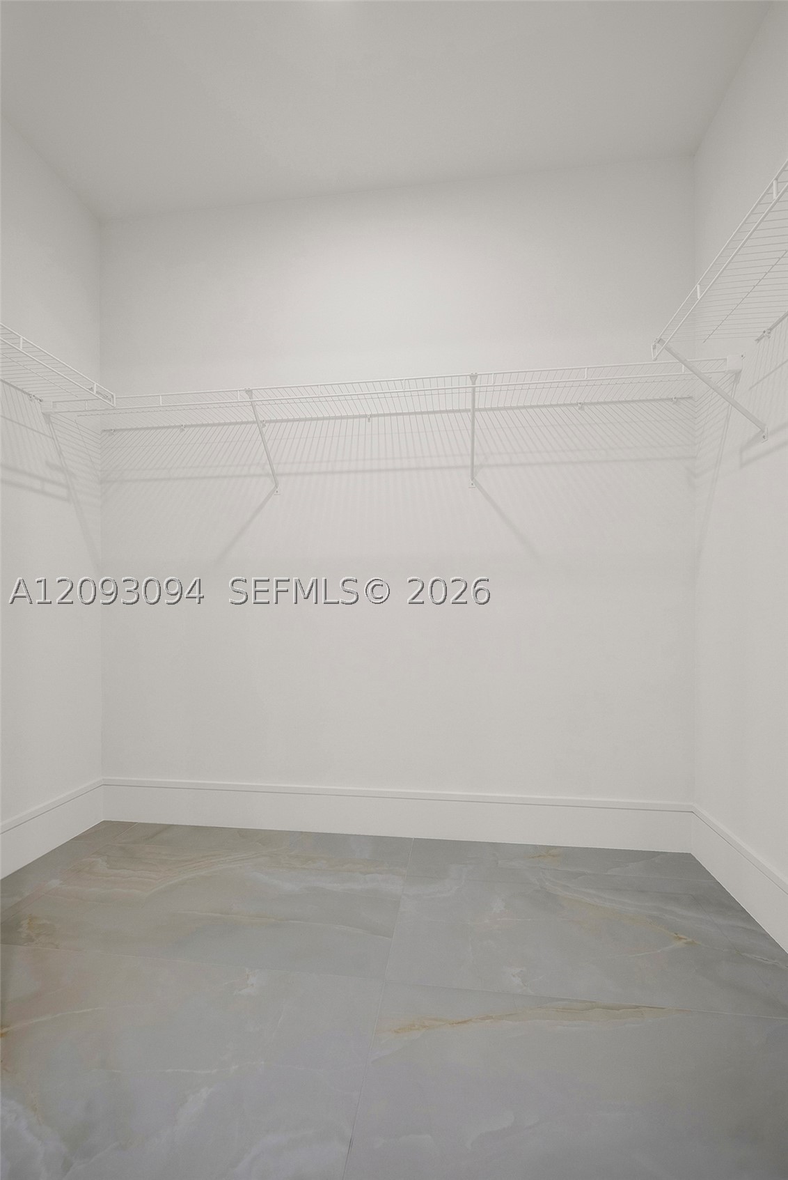 220 Lake Shore Dr #1512, West Palm Beach FL 33403