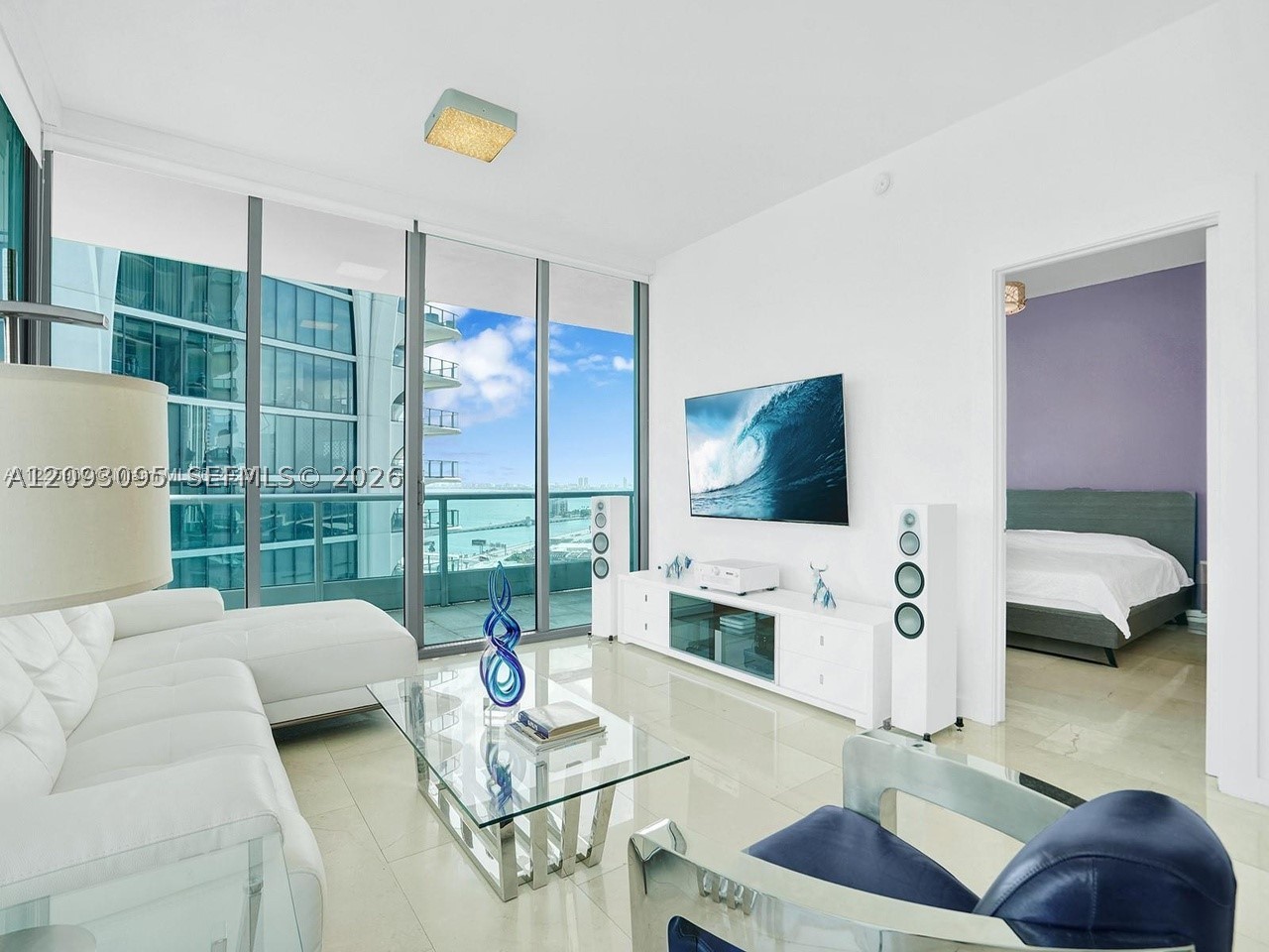 900 Biscayne Blvd #2412, Miami FL 33132