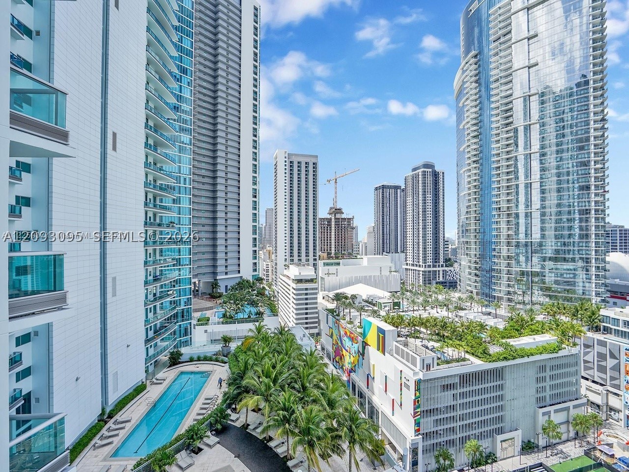 900 Biscayne Blvd #2412, Miami FL 33132