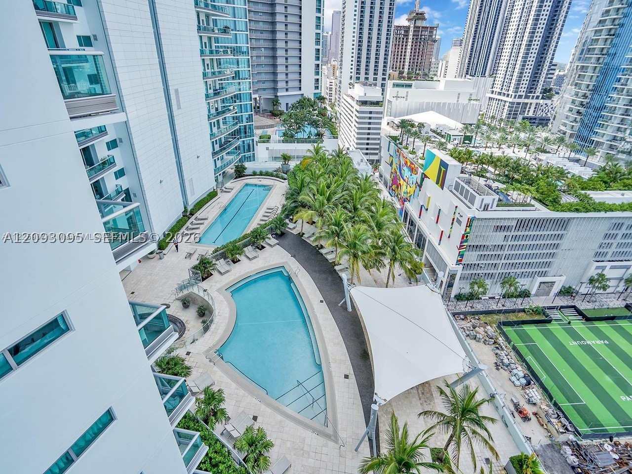 900 Biscayne Blvd #2412, Miami FL 33132