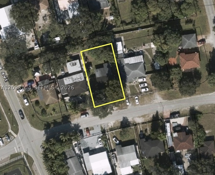 915 Dunad Ave, Opa Locka FL 33054