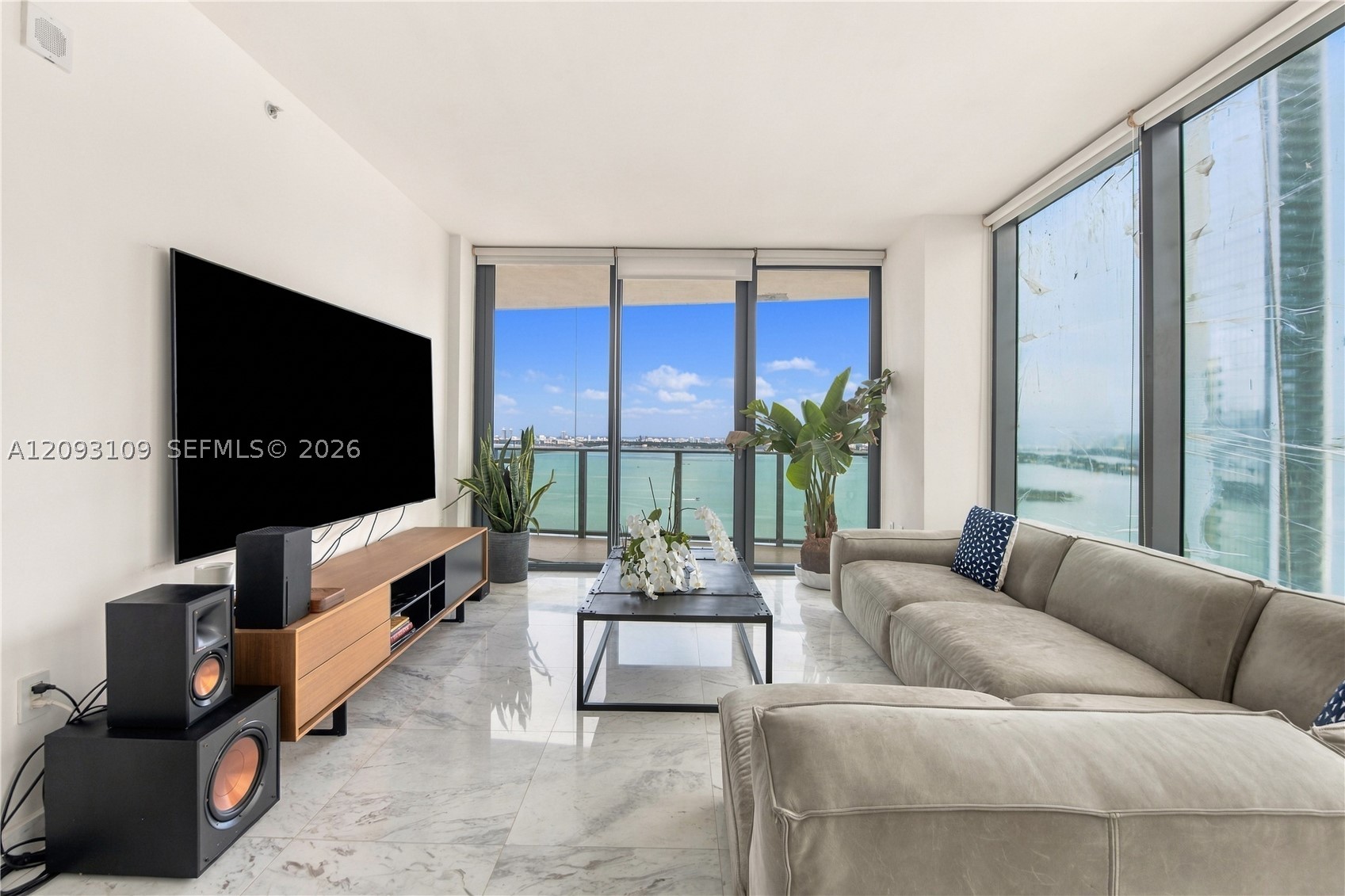 460 NE 28th St #3308, Miami FL 33137