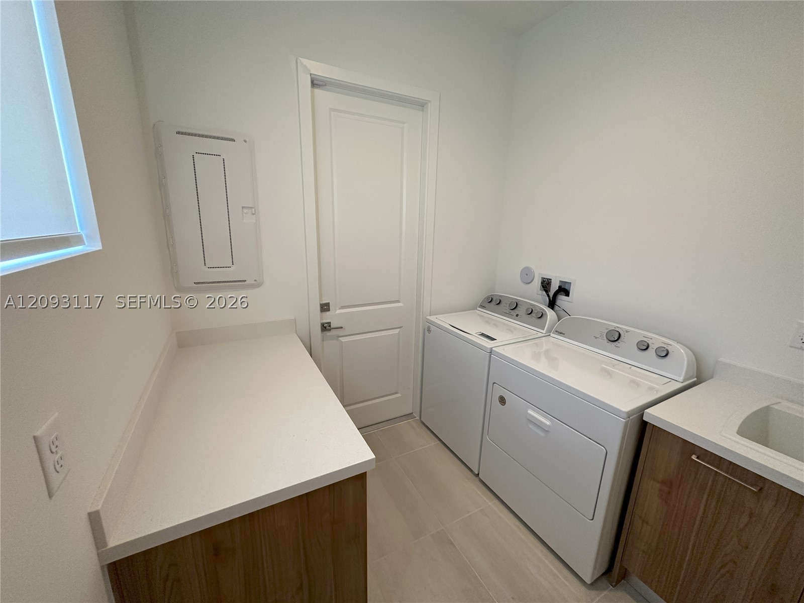 5796 SW 104th Ter, Cooper City FL 33328