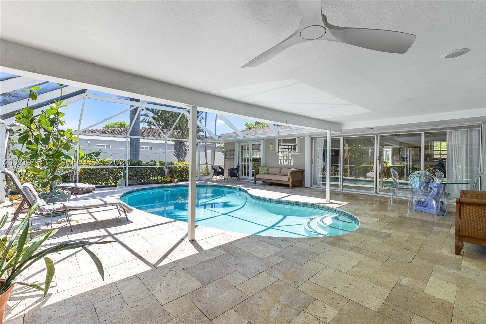 809 SE 14th Dr, Deerfield Beach FL 33441
