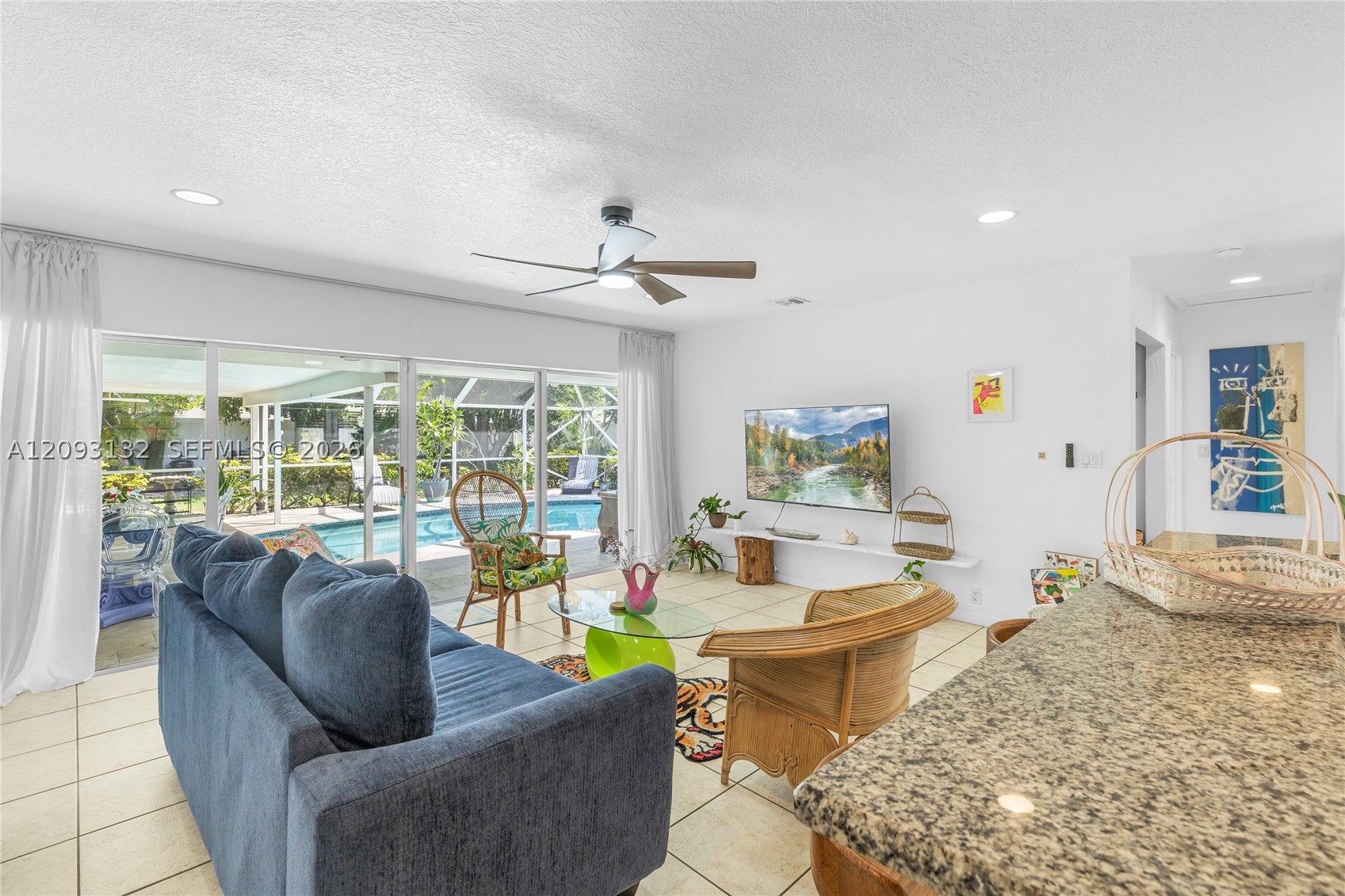809 SE 14th Dr, Deerfield Beach FL 33441