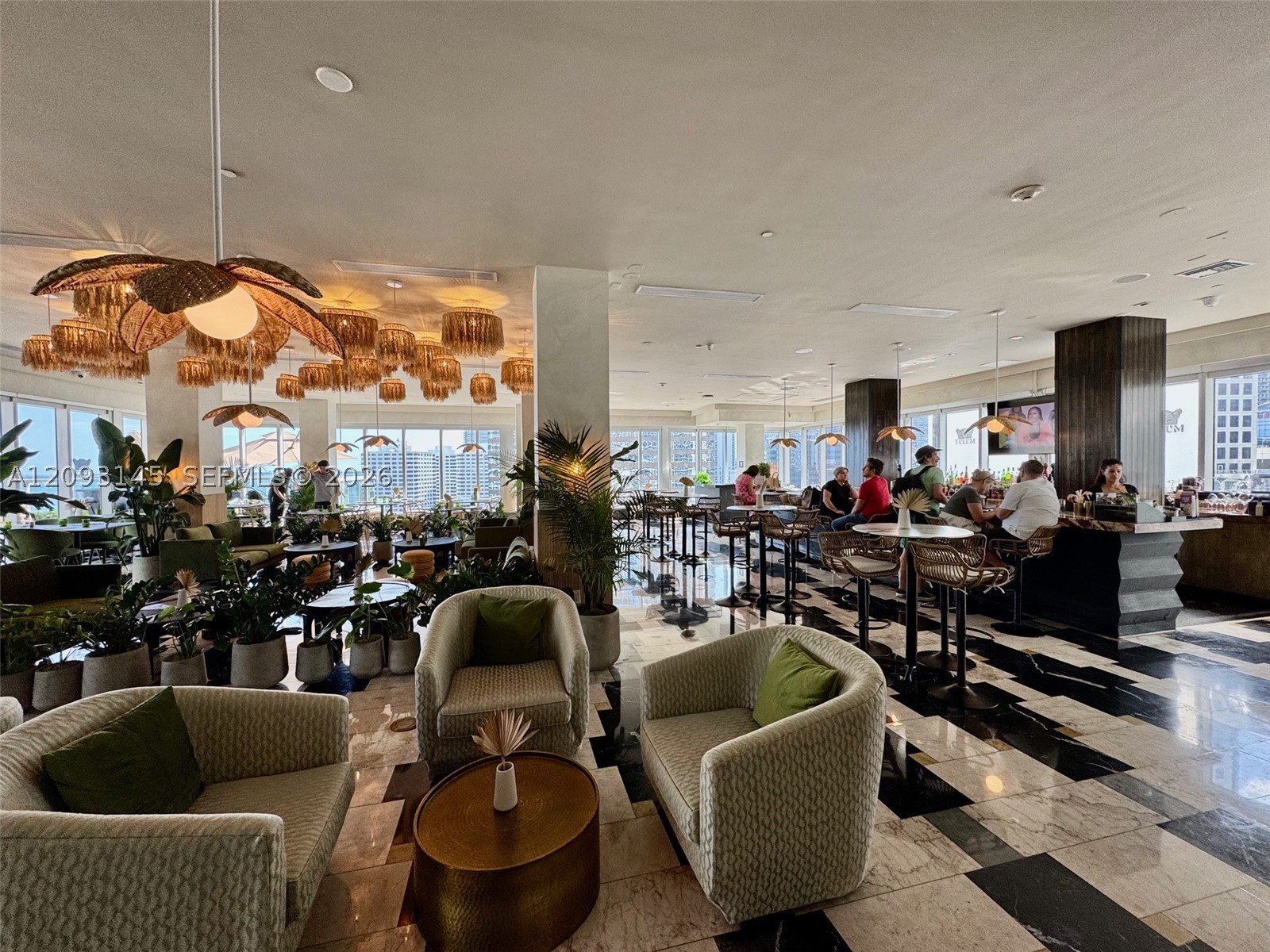 485 Brickell Ave #1809, Miami FL 33131