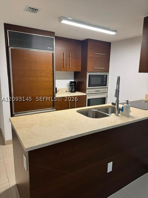 485 Brickell Ave #1809, Miami FL 33131