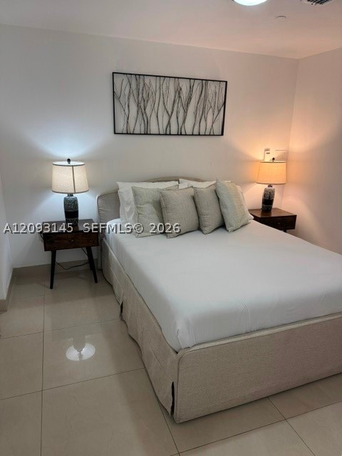 485 Brickell Ave #1809, Miami FL 33131