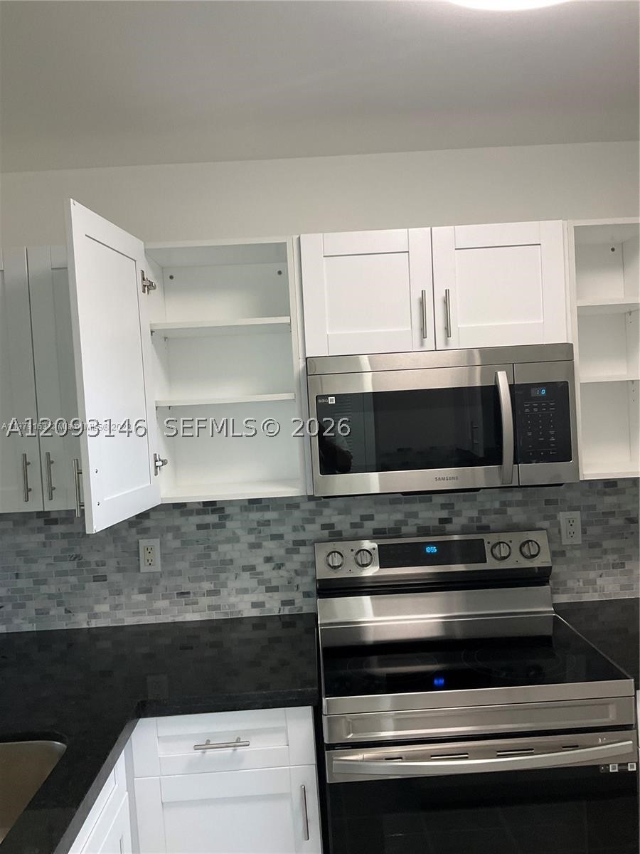14847 SW 104th St #10-201, Miami FL 33196