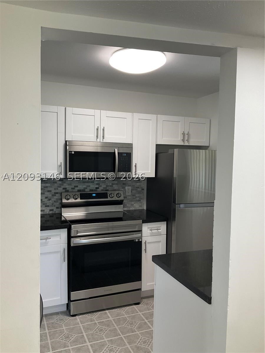 14847 SW 104th St #10-201, Miami FL 33196
