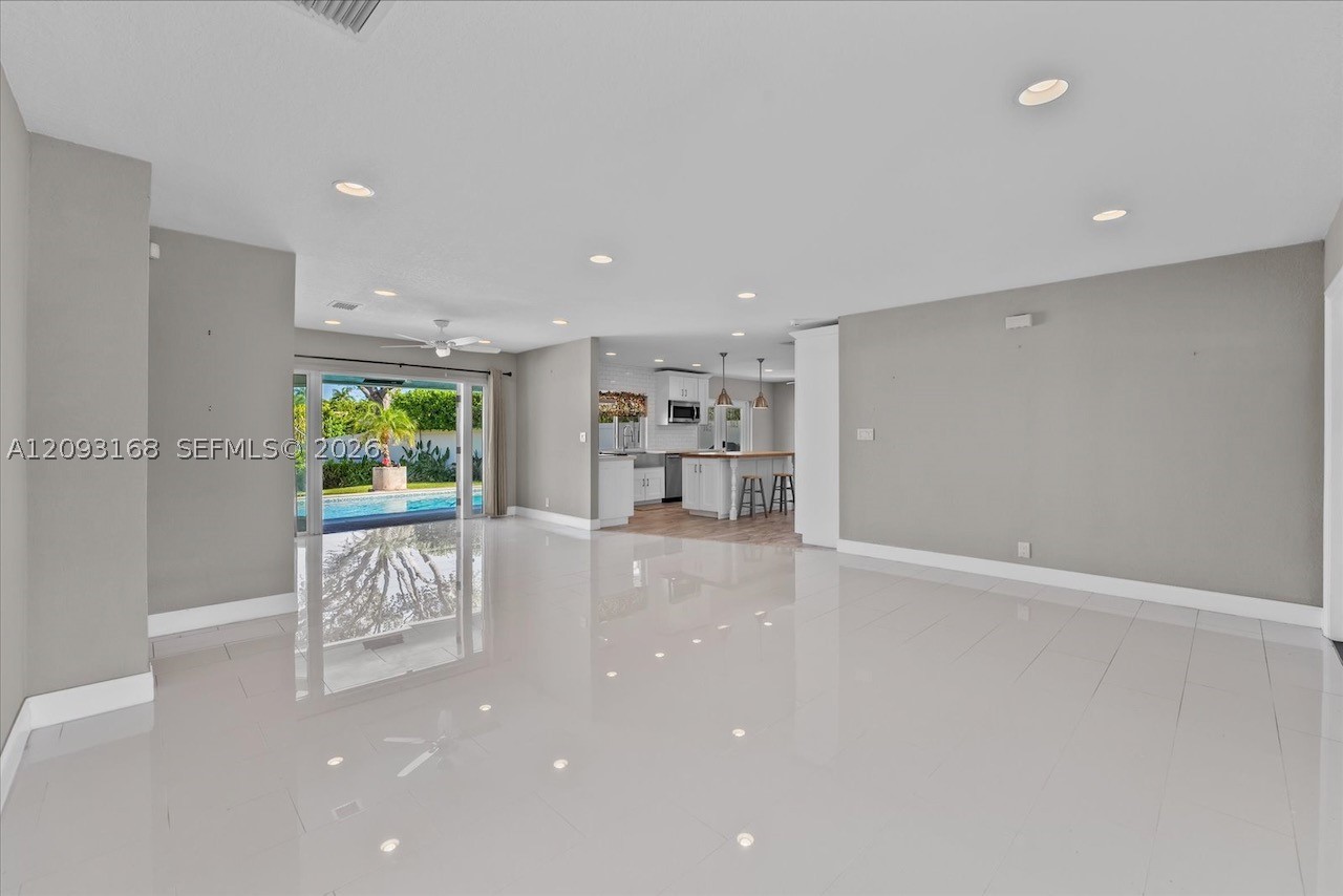 1485 NE 57th St, Fort Lauderdale FL 33334