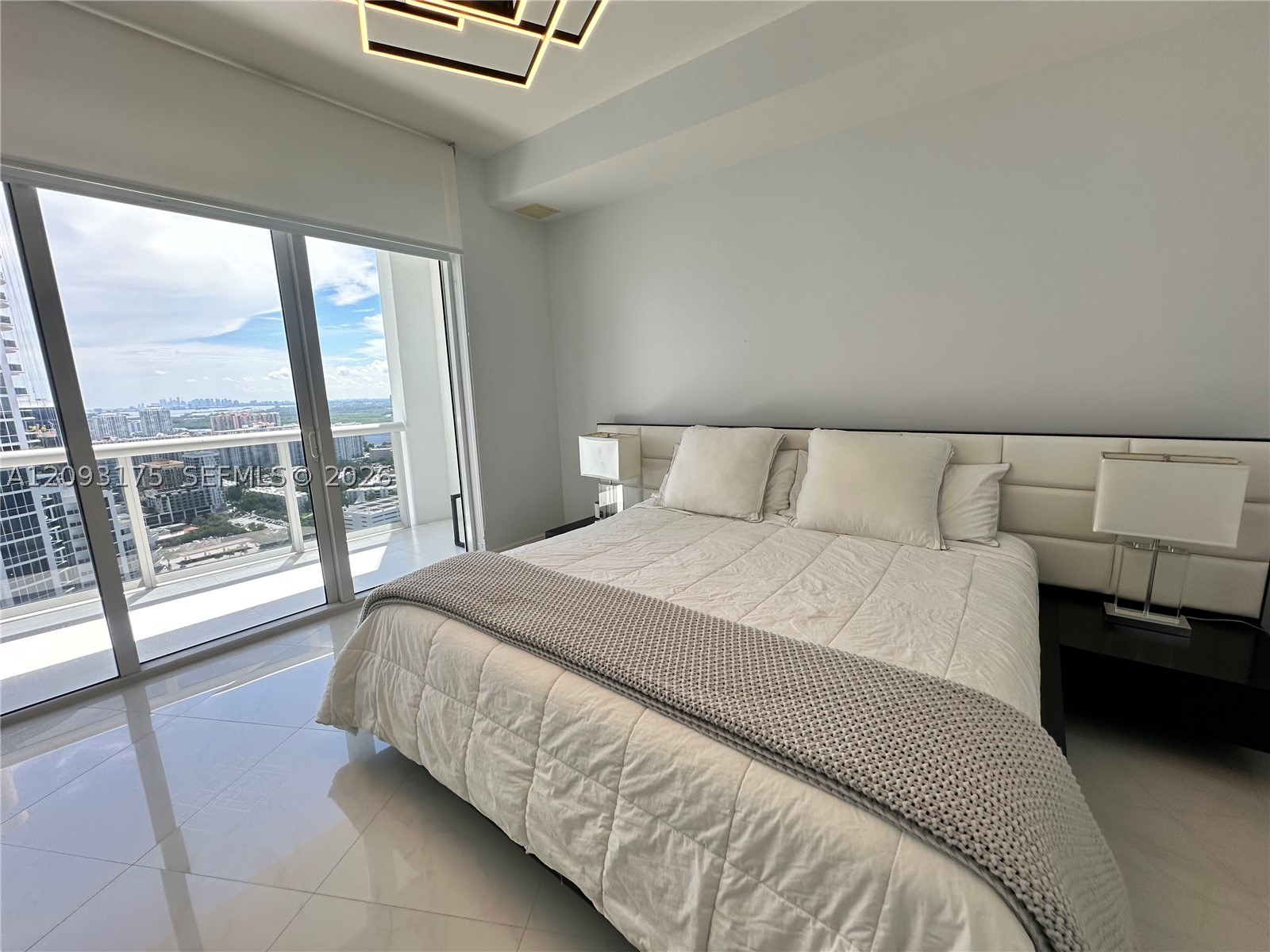 18201 Collins Ave #4505, Sunny Isles Beach FL 33160