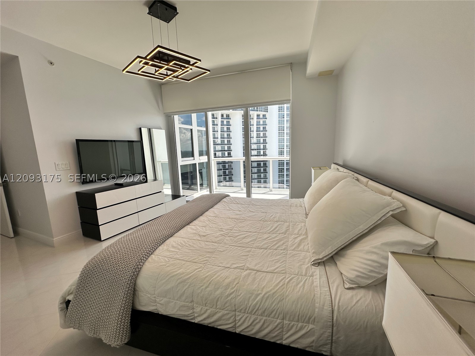 18201 Collins Ave #4505, Sunny Isles Beach FL 33160