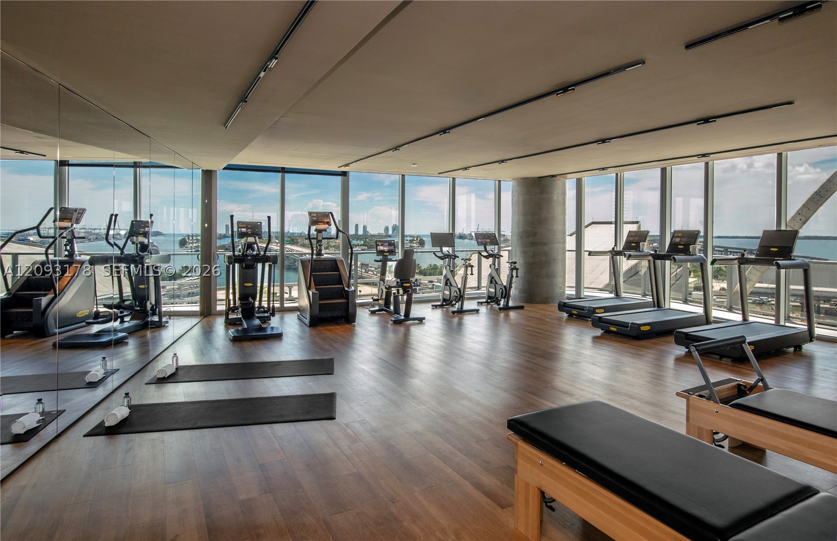 1400 Biscayne Boulevard #5101, Miami FL 33132