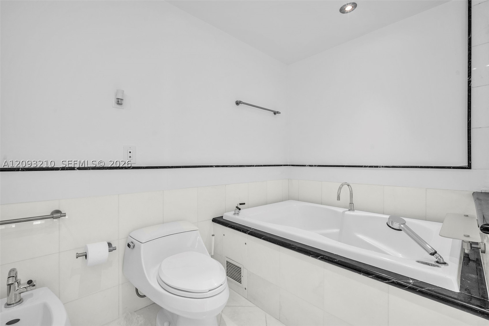 520 West Ave #803, Miami Beach FL 33139