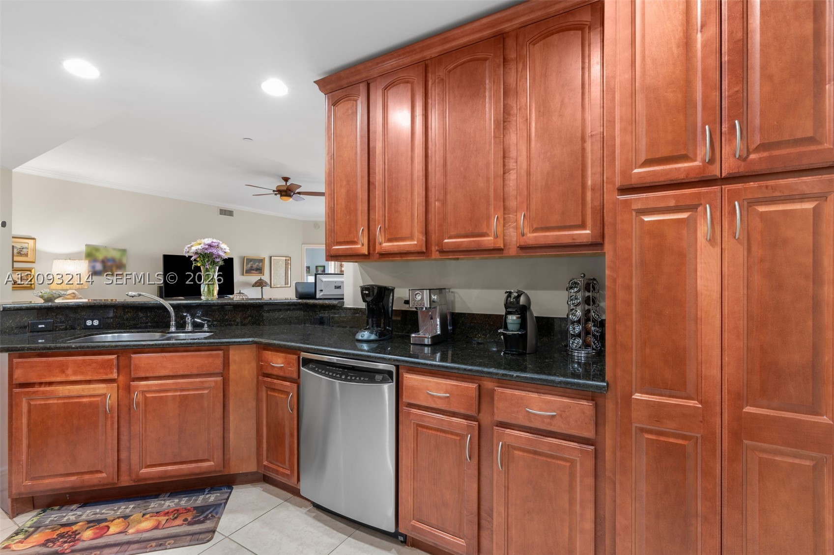 16101 Emerald Estates Dr #448, Weston FL 33331