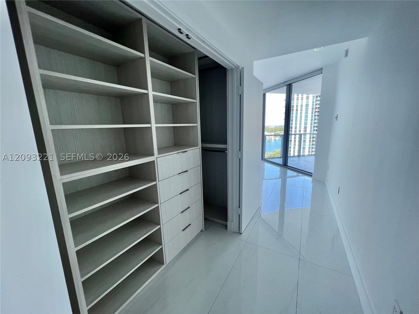 17301 Biscayne Blvd #1707, North Miami Beach FL 33160