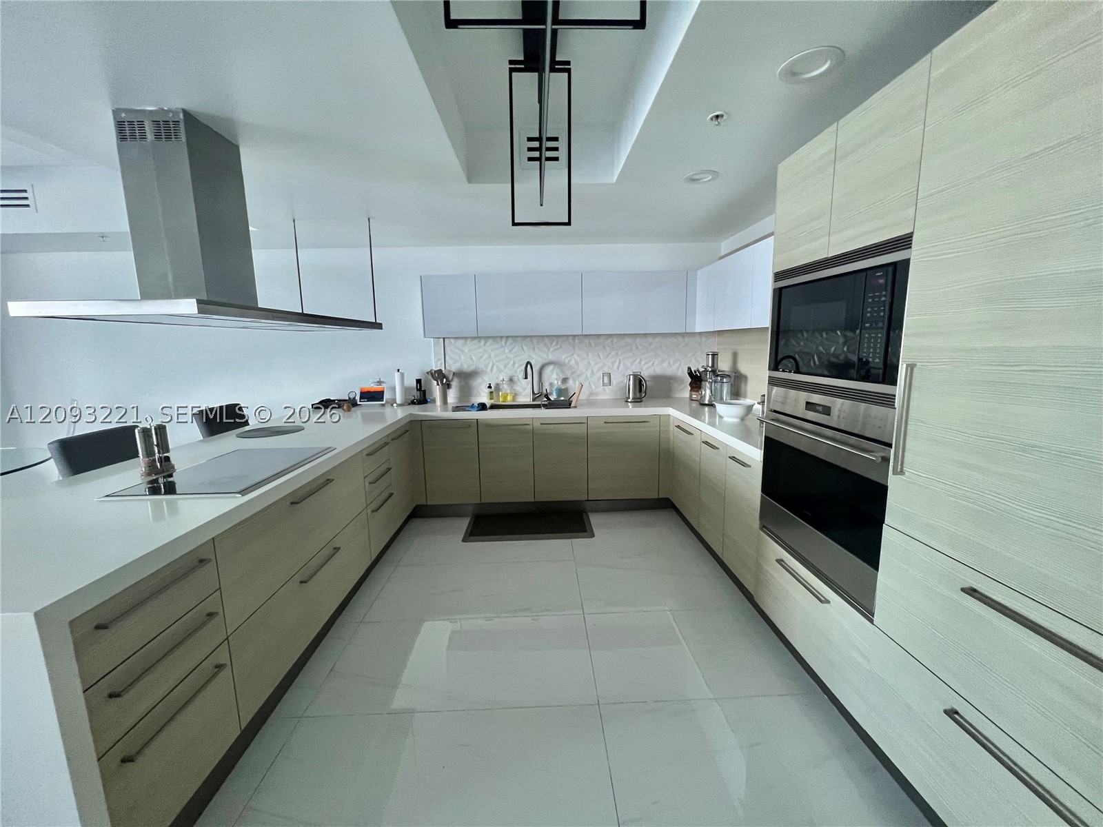 17301 Biscayne Blvd #1707, North Miami Beach FL 33160