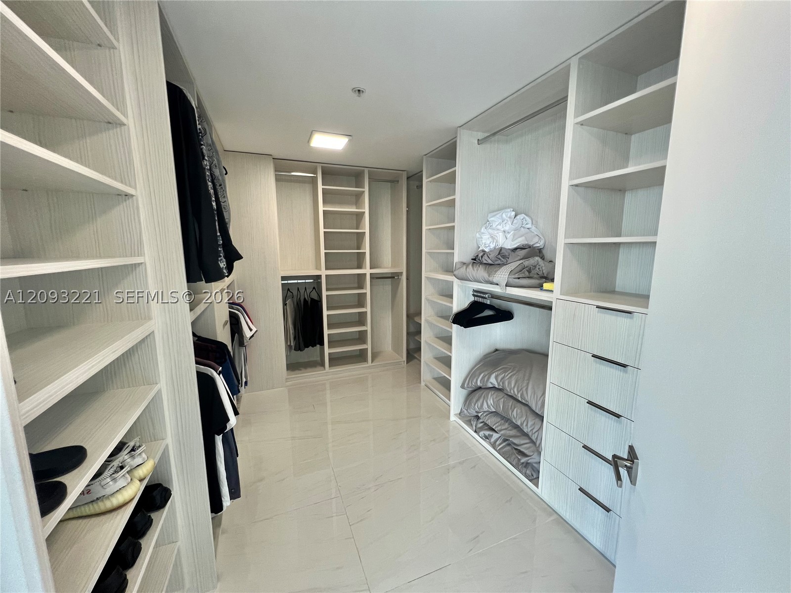 17301 Biscayne Blvd #1707, North Miami Beach FL 33160