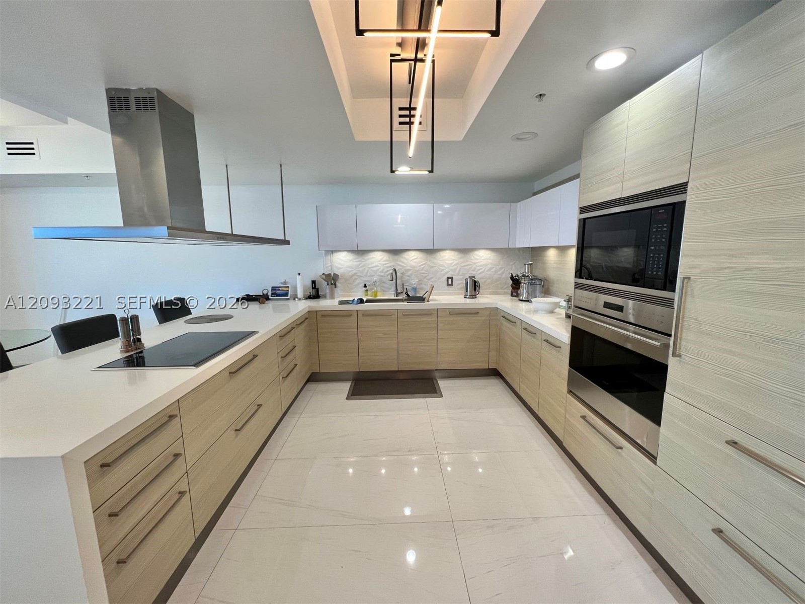 17301 Biscayne Blvd #1707, North Miami Beach FL 33160