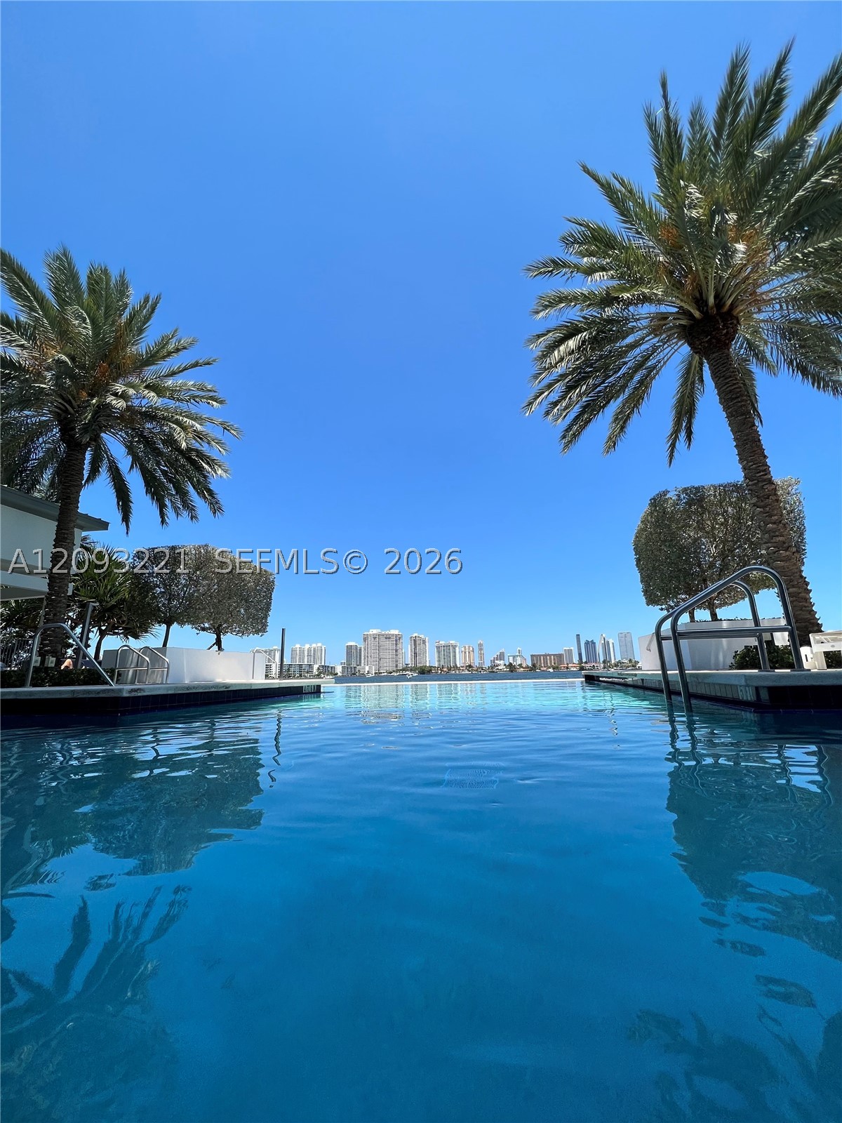 17301 Biscayne Blvd #1707, North Miami Beach FL 33160