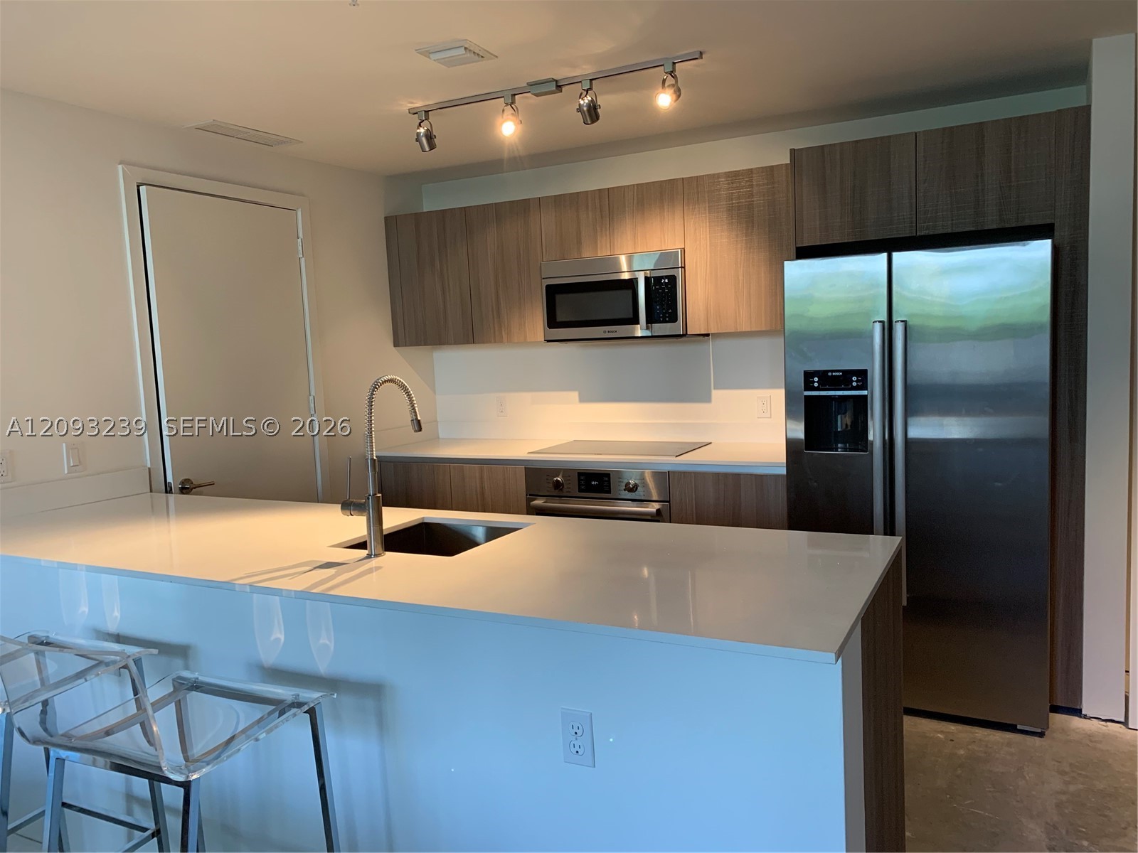 201 SW 17th Rd #309, Miami FL 33129