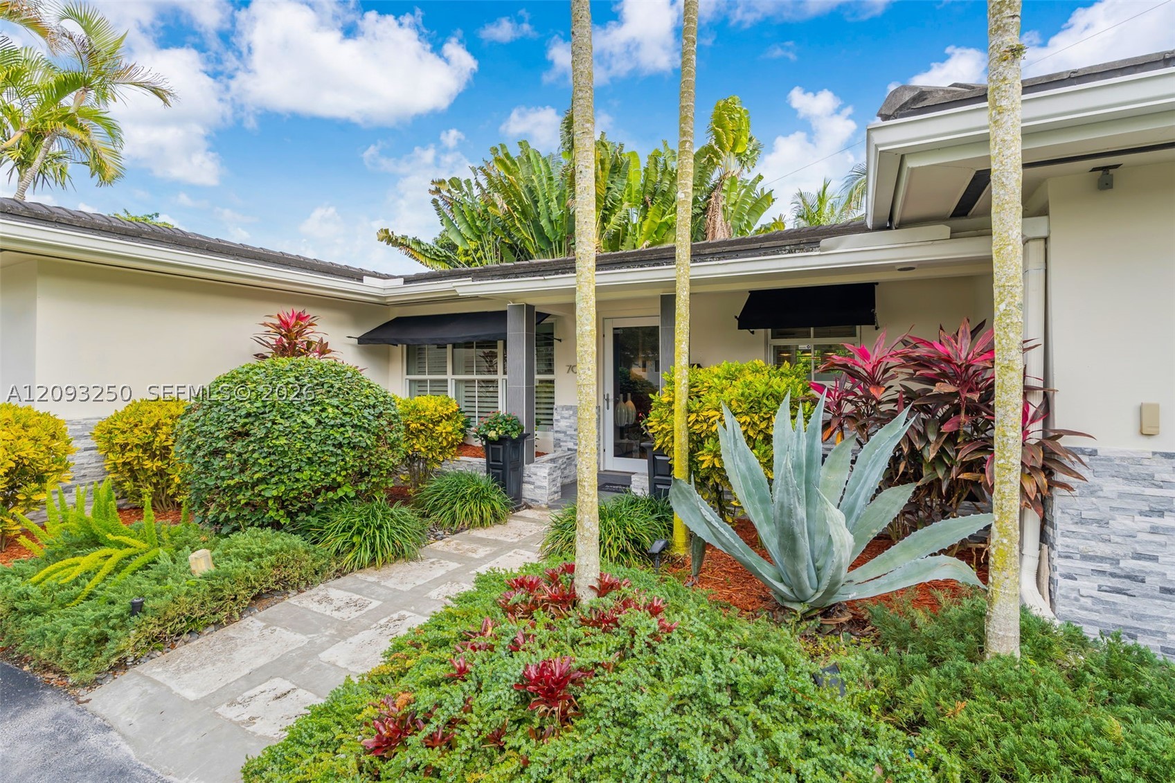 700 Vilabella Ave, Coral Gables FL 33146