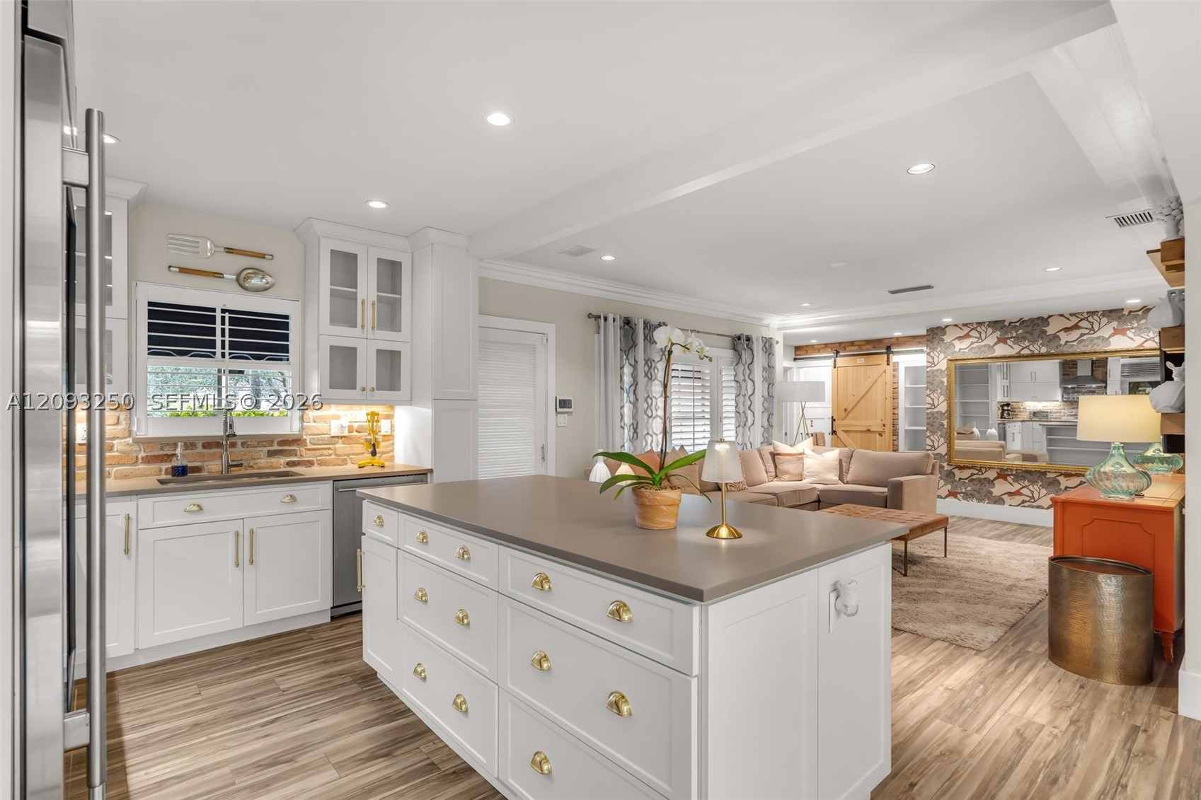 700 Vilabella Ave, Coral Gables FL 33146