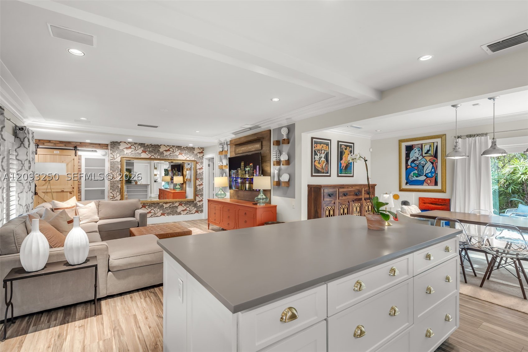 700 Vilabella Ave, Coral Gables FL 33146