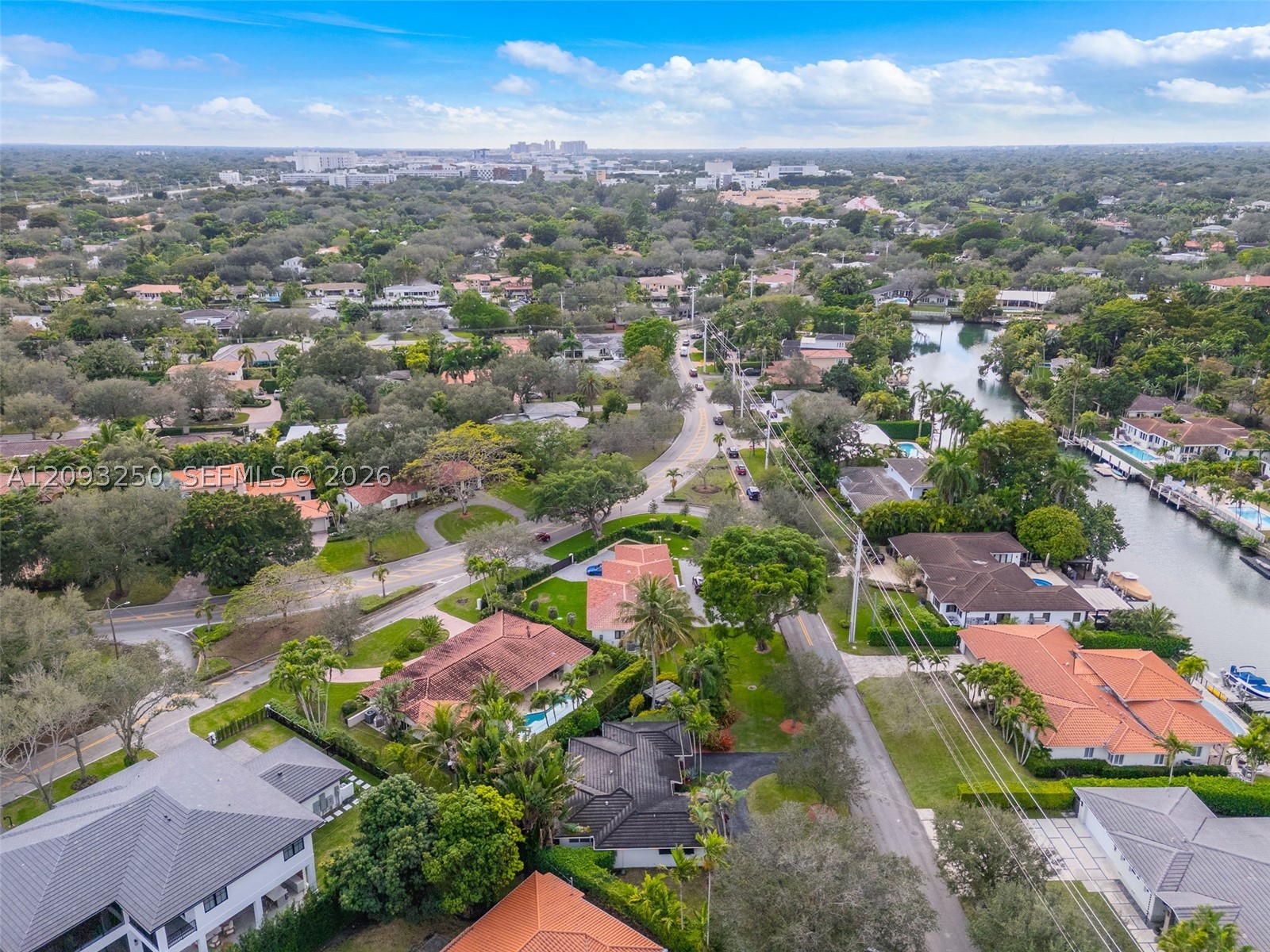 700 Vilabella Ave, Coral Gables FL 33146