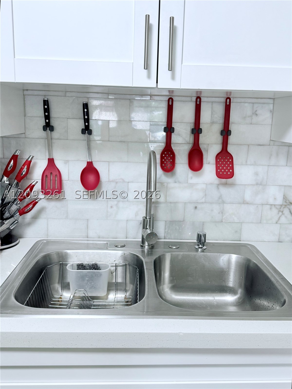 1284 W 44th Pl #1, Hialeah FL 33012