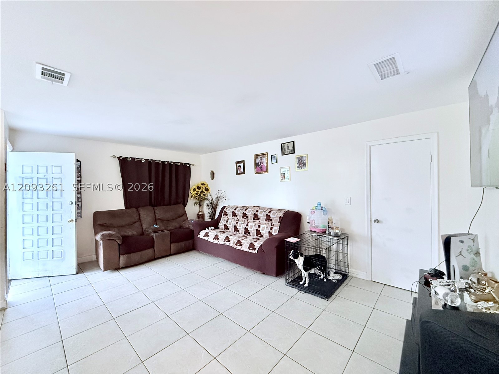 1284 W 44th Pl #1, Hialeah FL 33012