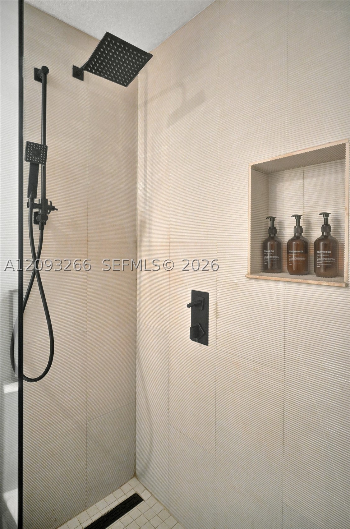 4539 NW 83rd Pkwy, Doral FL 33166
