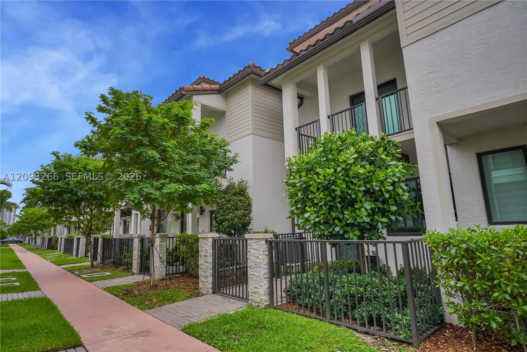 4539 NW 83rd Pkwy, Doral FL 33166