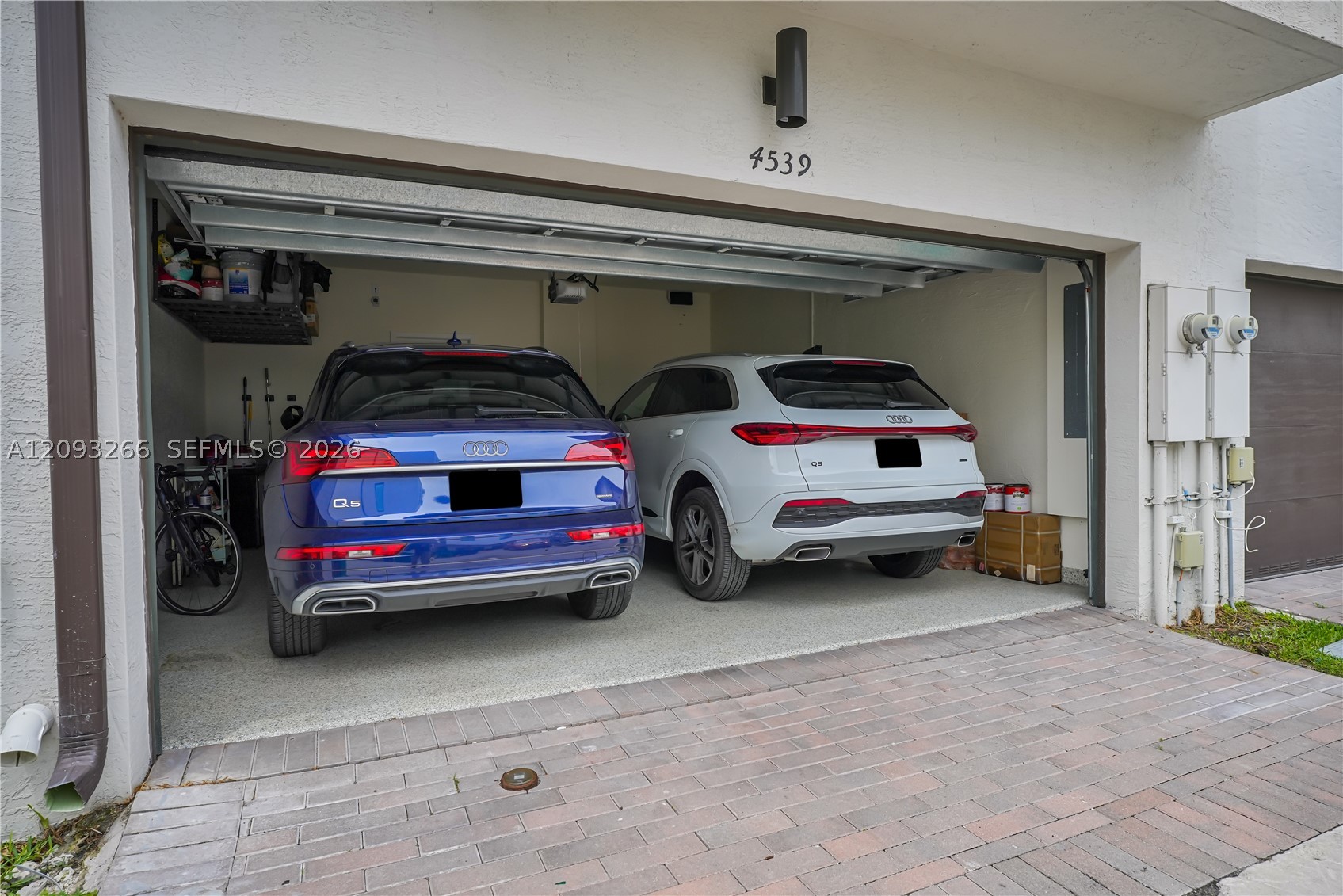4539 NW 83rd Pkwy, Doral FL 33166