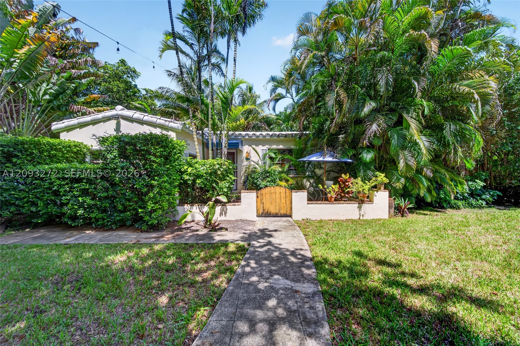 1103 NE 118th St, Biscayne Park FL 33161