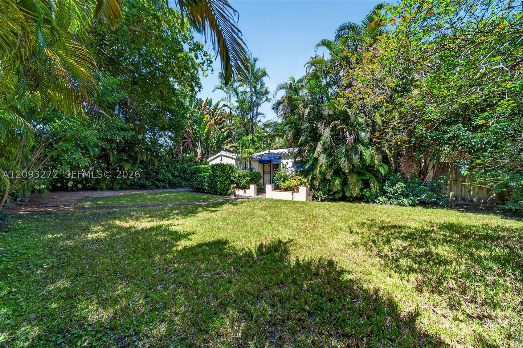 1103 NE 118th St, Biscayne Park FL 33161