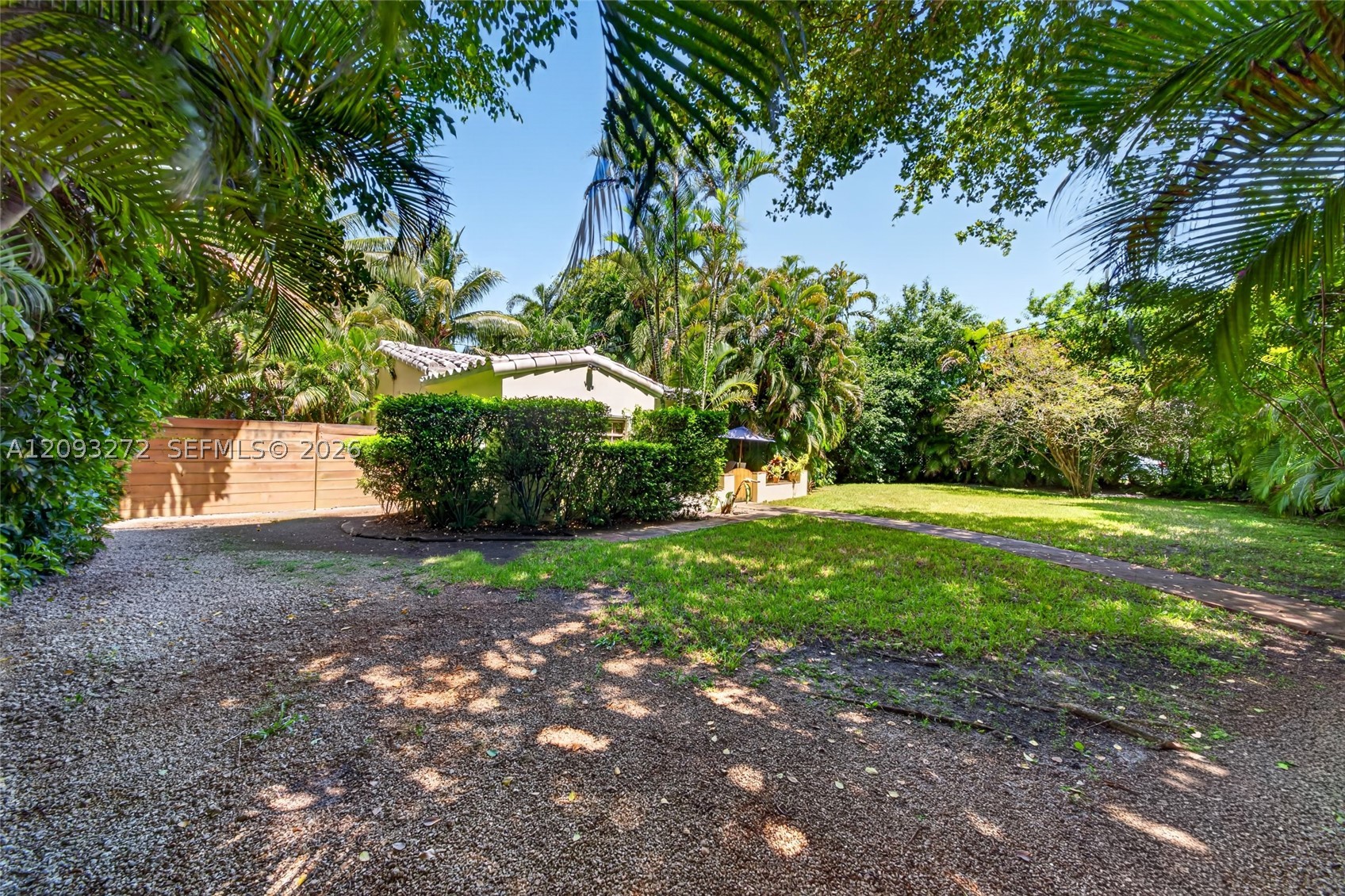 1103 NE 118th St, Biscayne Park FL 33161