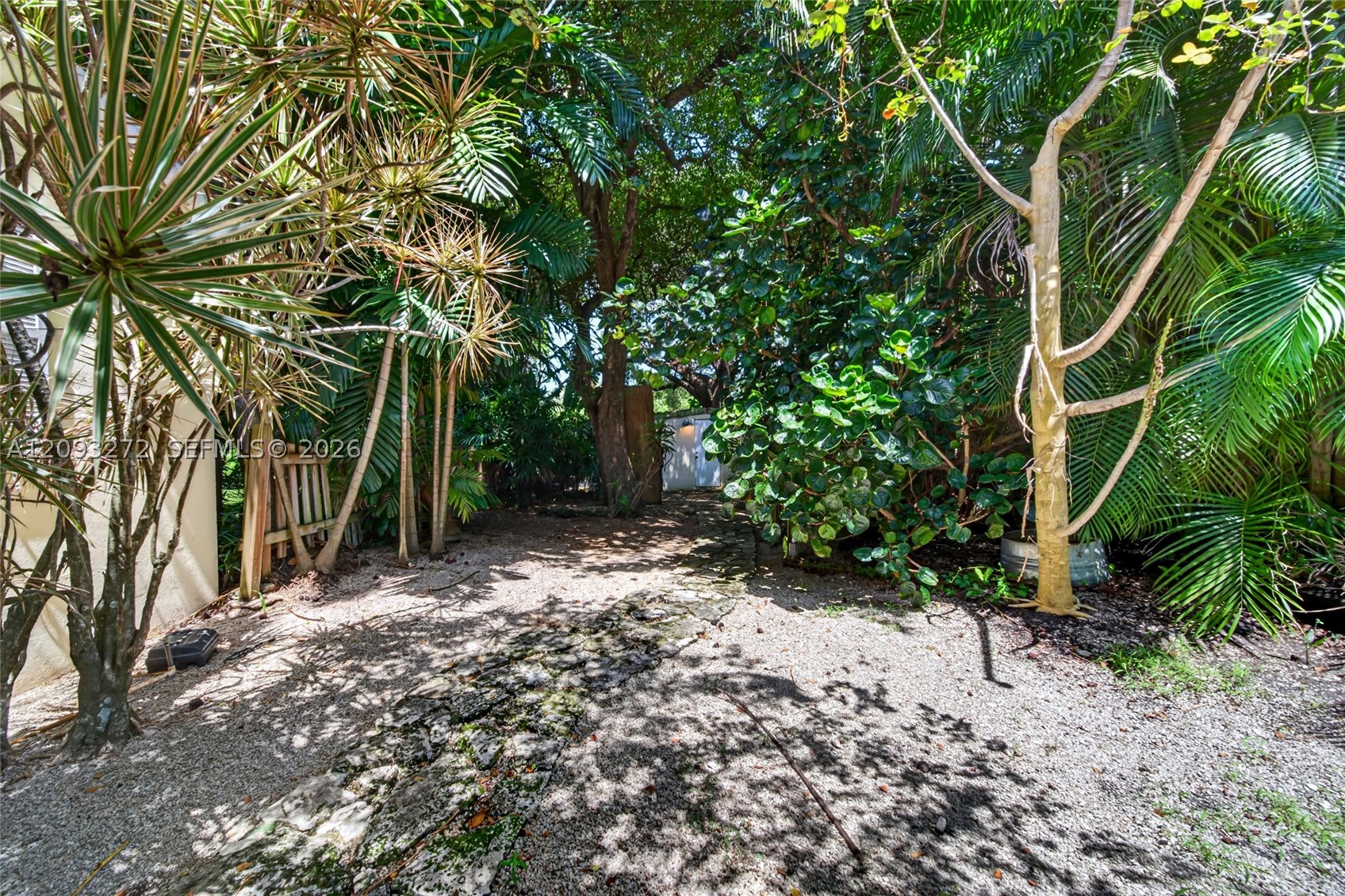1103 NE 118th St, Biscayne Park FL 33161
