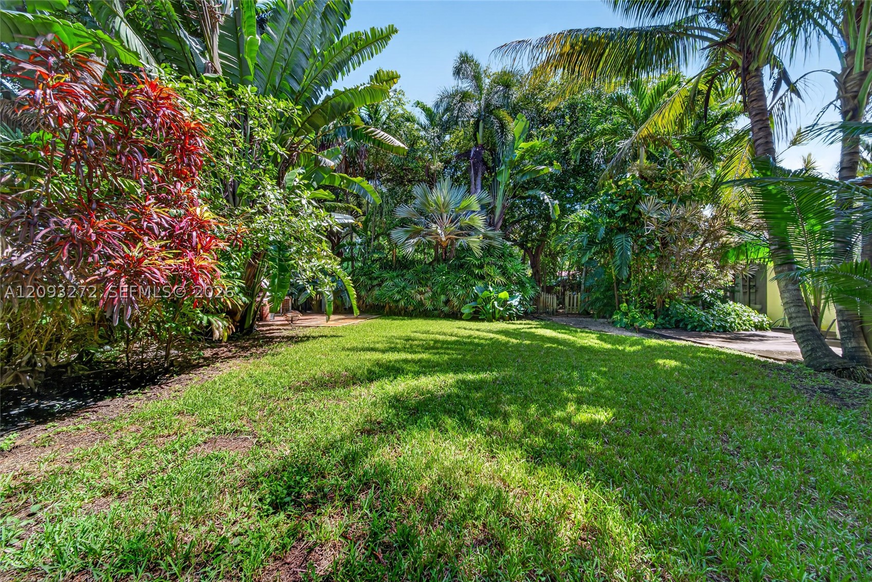1103 NE 118th St, Biscayne Park FL 33161