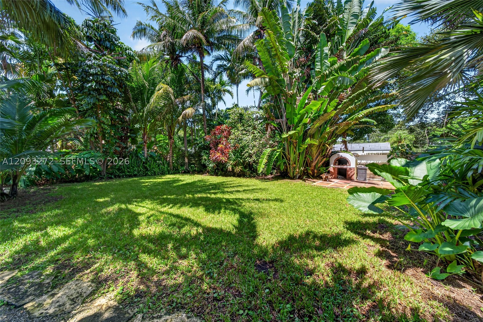 1103 NE 118th St, Biscayne Park FL 33161