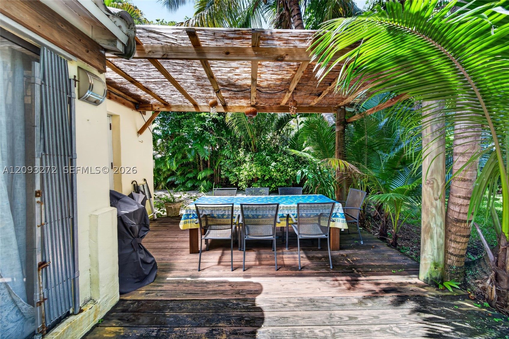 1103 NE 118th St, Biscayne Park FL 33161