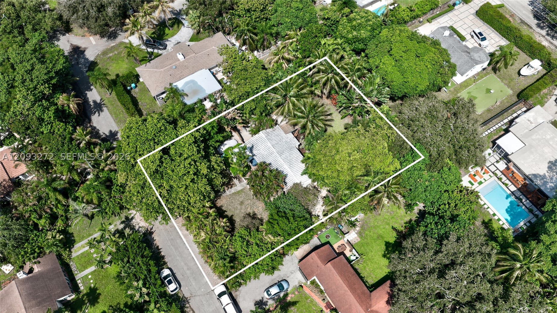 1103 NE 118th St, Biscayne Park FL 33161