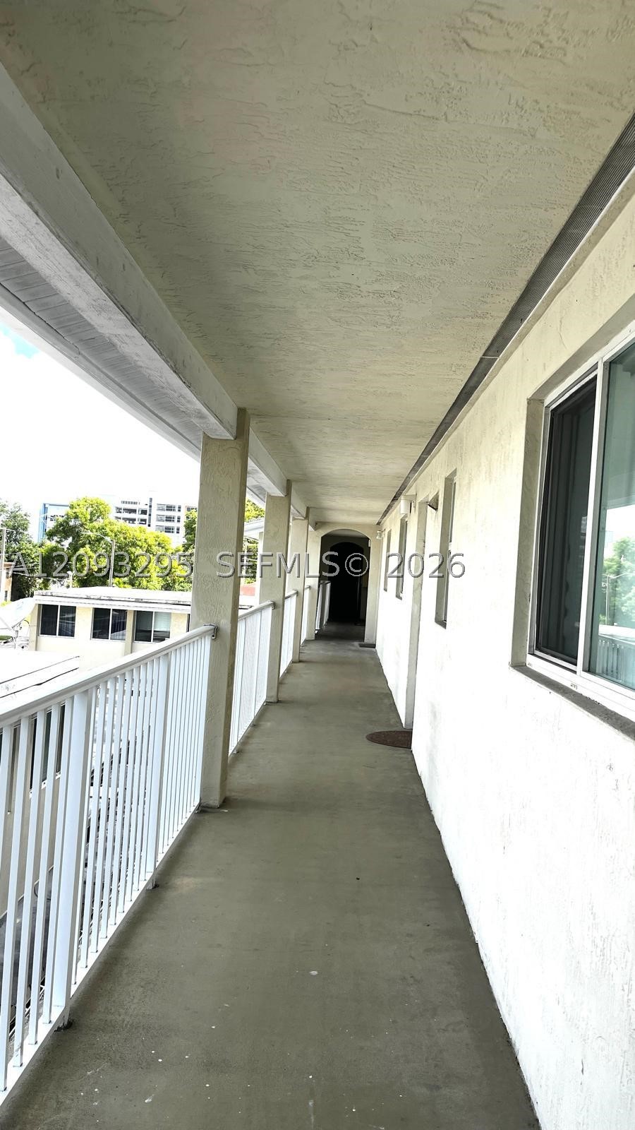 695 SW 11th St #204, Miami FL 33129
