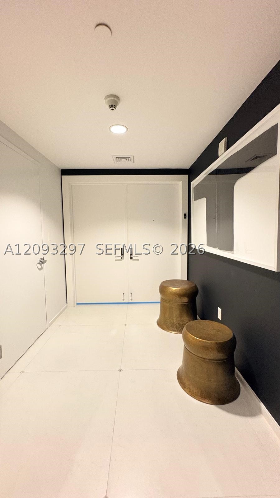 900 Biscayne Blvd #2702, Miami FL 33132