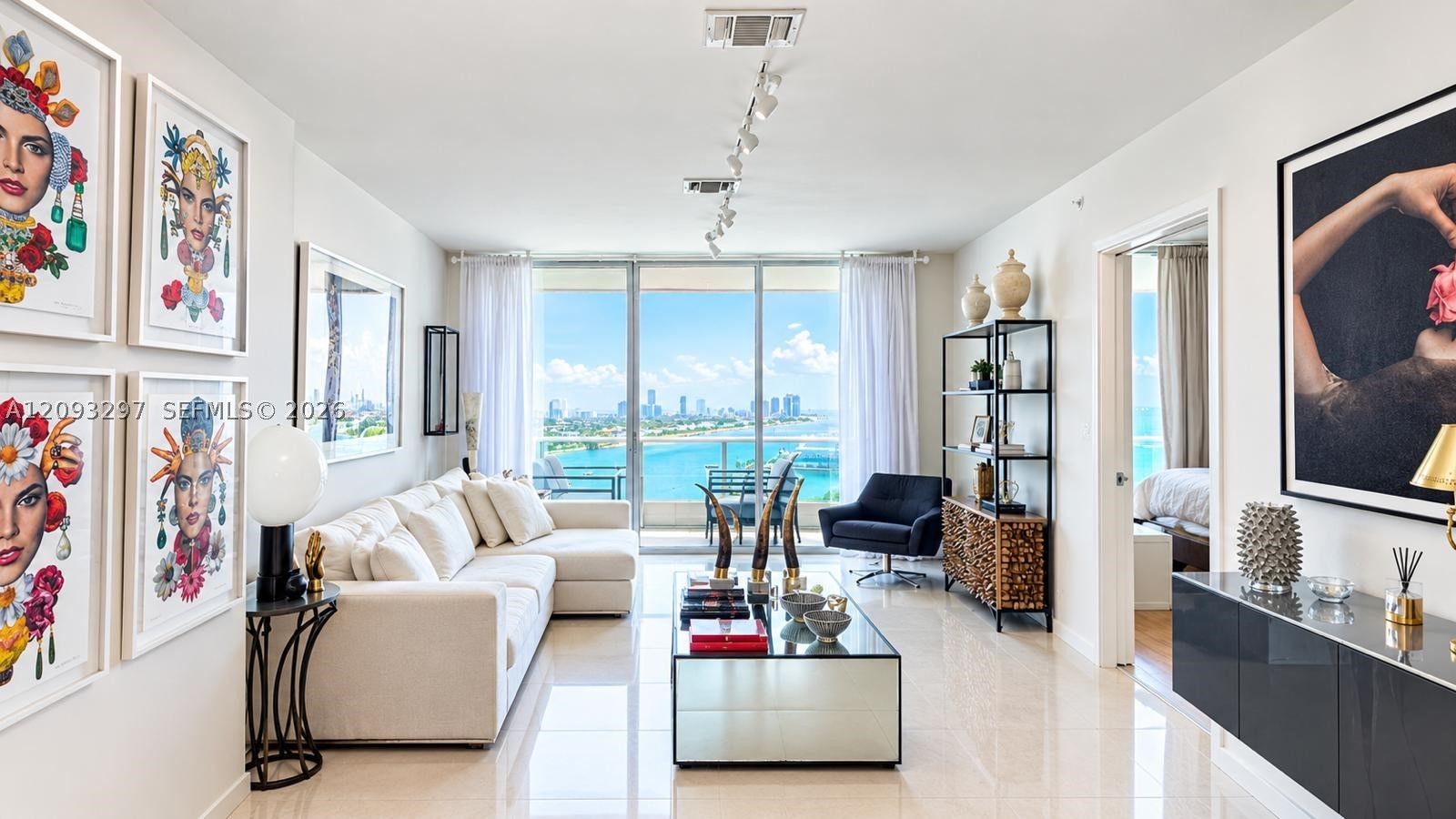 900 Biscayne Blvd #2702, Miami FL 33132