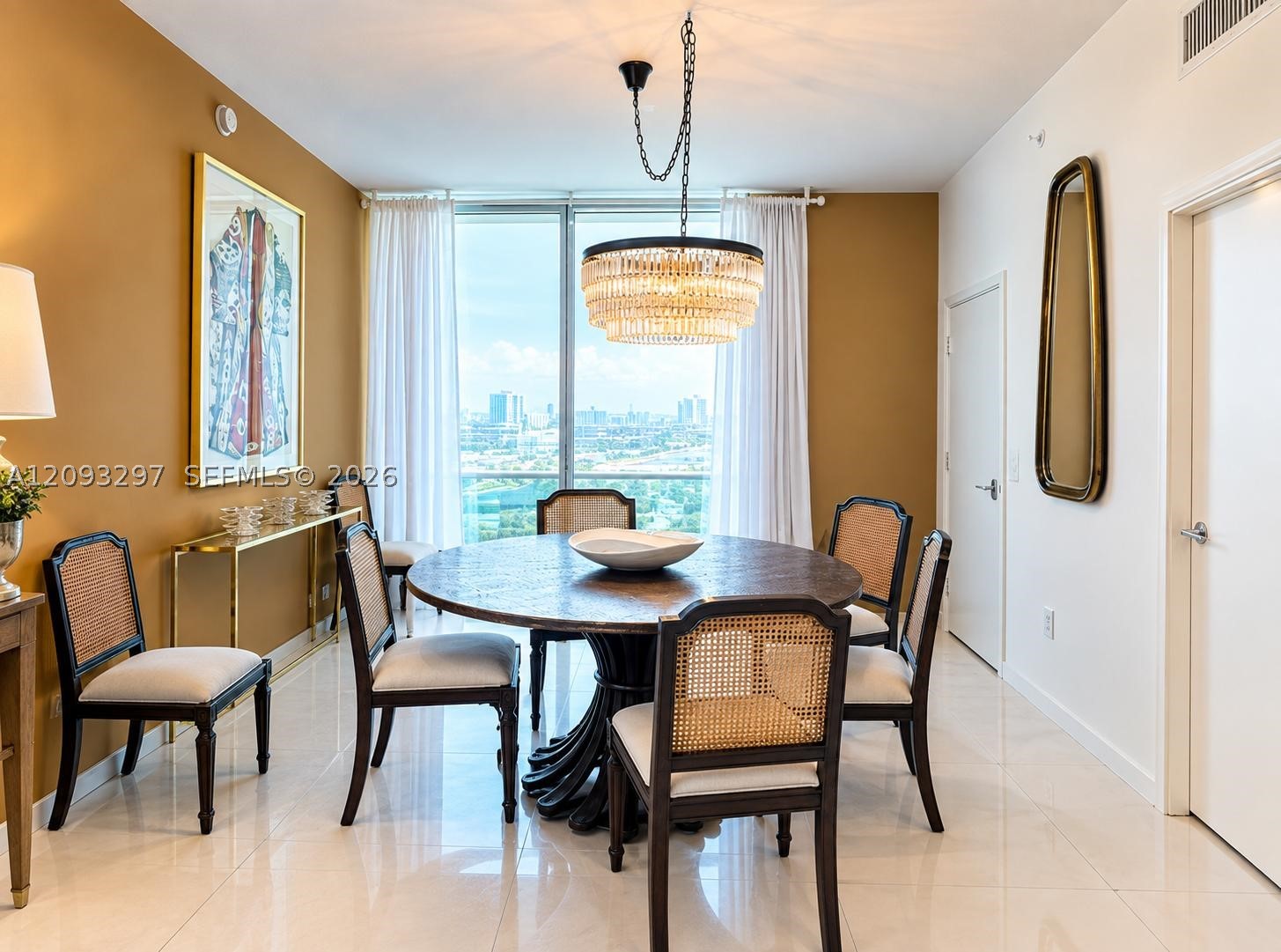 900 Biscayne Blvd #2702, Miami FL 33132