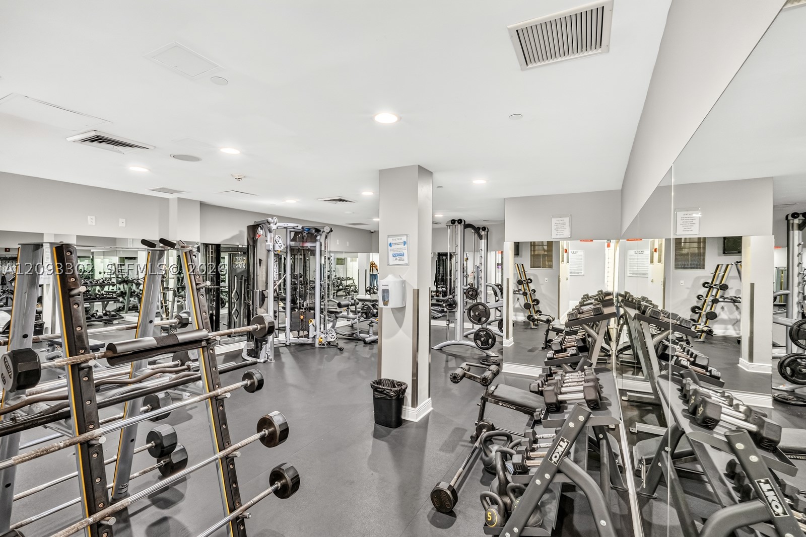 1250 S Miami Ave #1806, Miami FL 33130